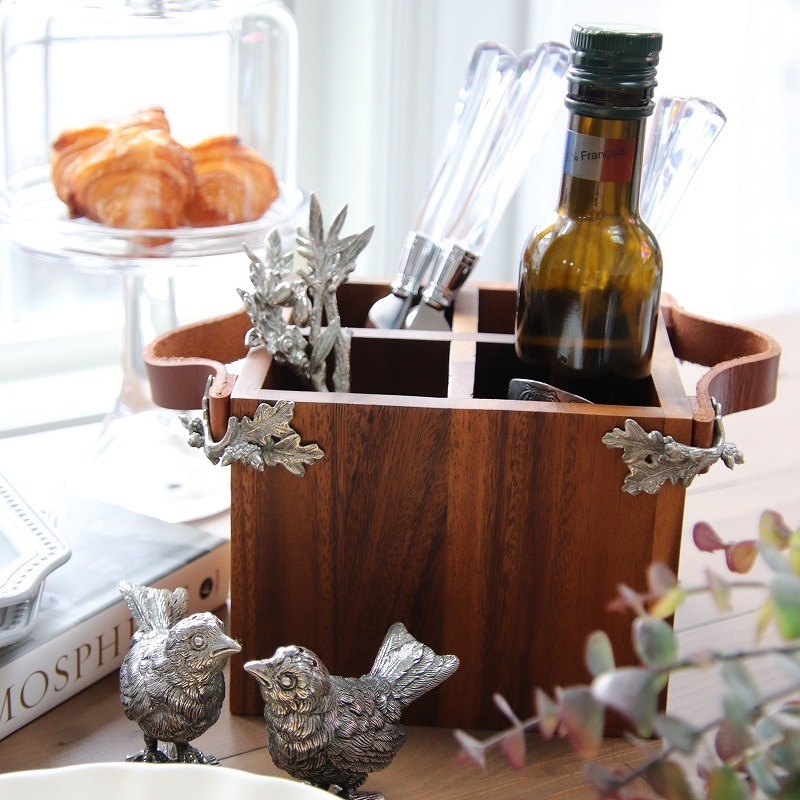 Acorn ܥå  / Vagabond House