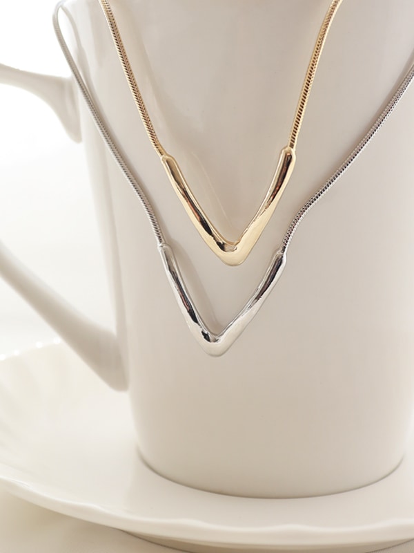 ヴィサインネックレス