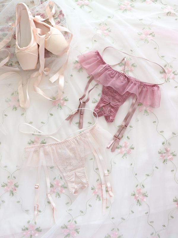 Fully's 単品ガーター付きオープンクロッチTバック