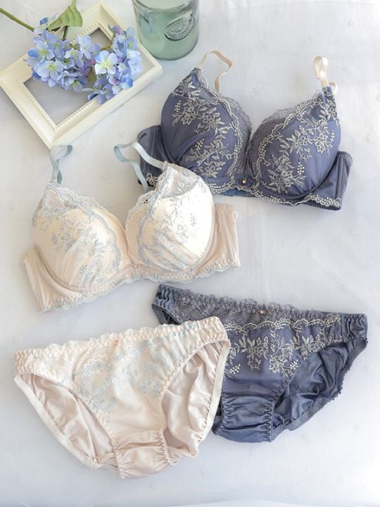 Floral Laceブラセット｜かわいい下着・ランジェリーの通販