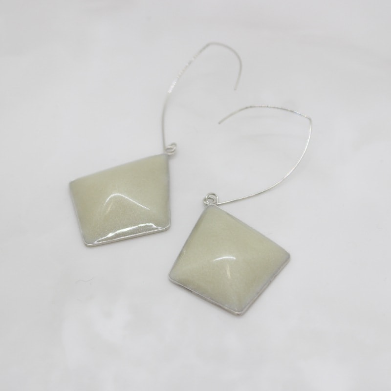 [1個]The Rule　STUDS dangle pierced earring　パープル　　