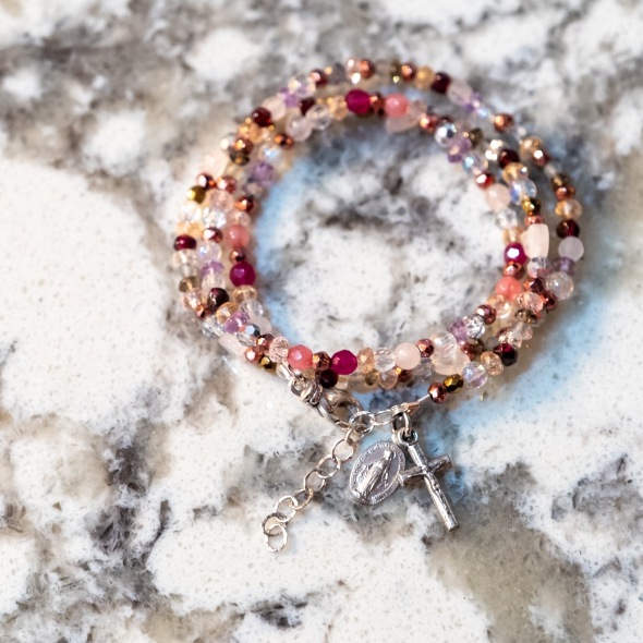 �ԥ󥯥��顼�ӡ����֥쥹��åȡ�BAZAAR