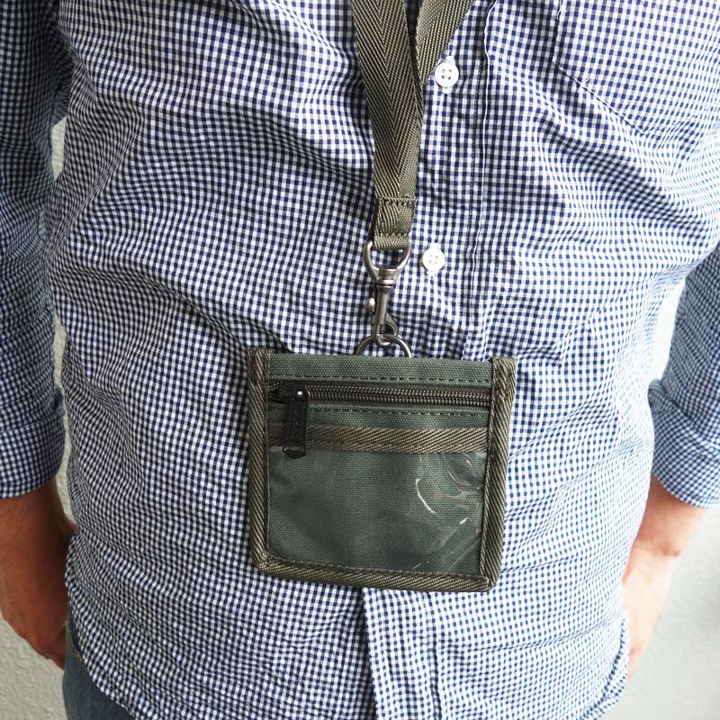 【AVIREX】　IDカードホルダー　AVX3519