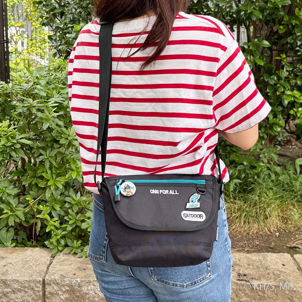 【僕のヒーローアカデミア×OUTDOOR PRODUCTS】<br>缶バッチ付きフラップショルダー ODHA02