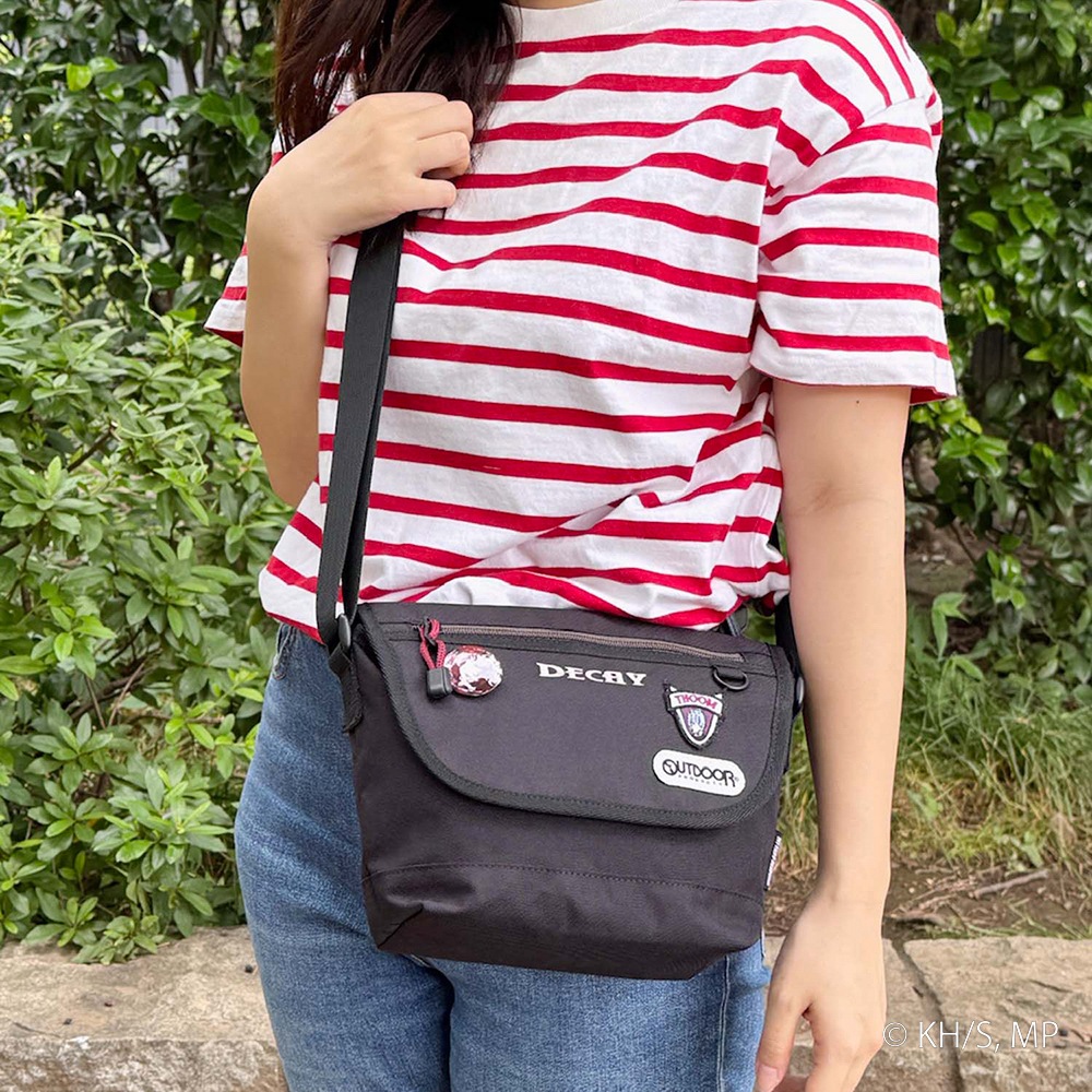 【僕のヒーローアカデミア×OUTDOOR PRODUCTS】<br>缶バッチ付きフラップショルダー ODHA02