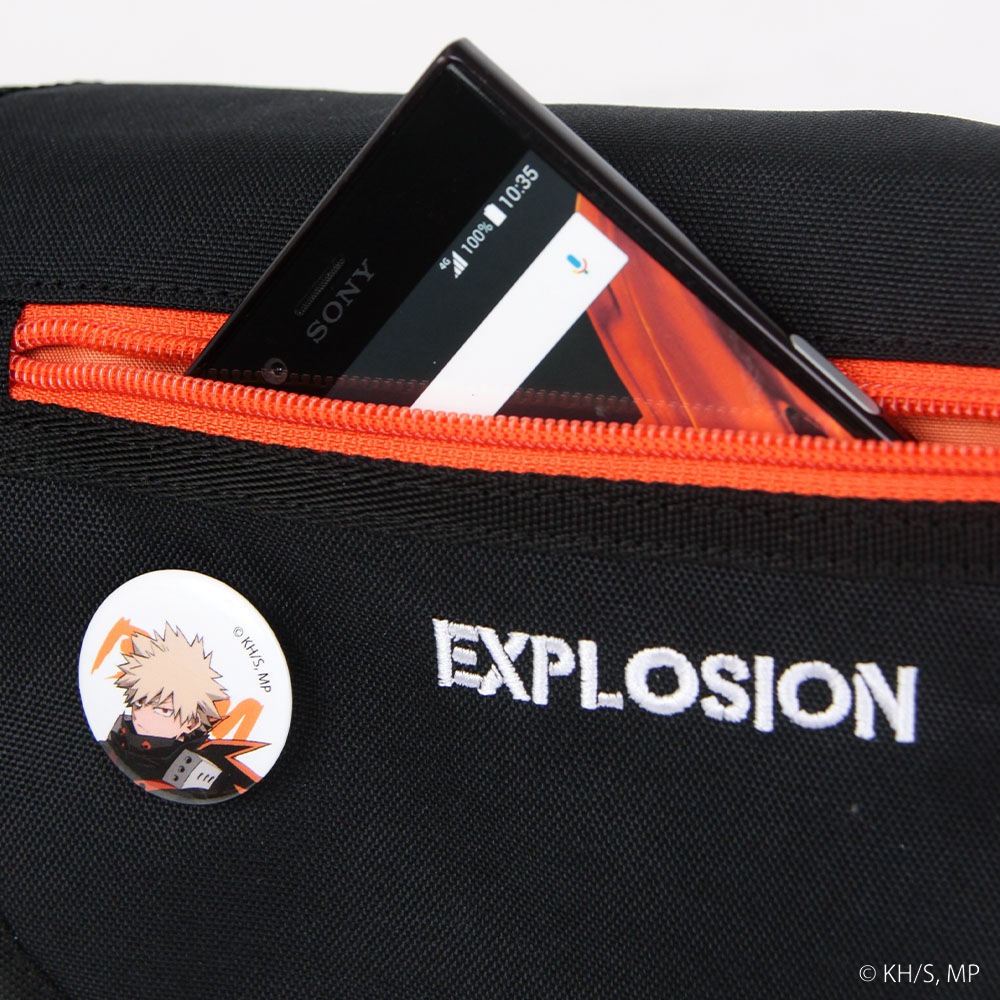 【僕のヒーローアカデミア×OUTDOOR PRODUCTS】<br>缶バッチ付きフラップショルダー ODHA02