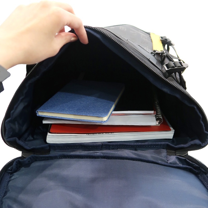 《men's FUDGE4月号掲載》【AVIREX】 ヒューズボックスリュック AVX593