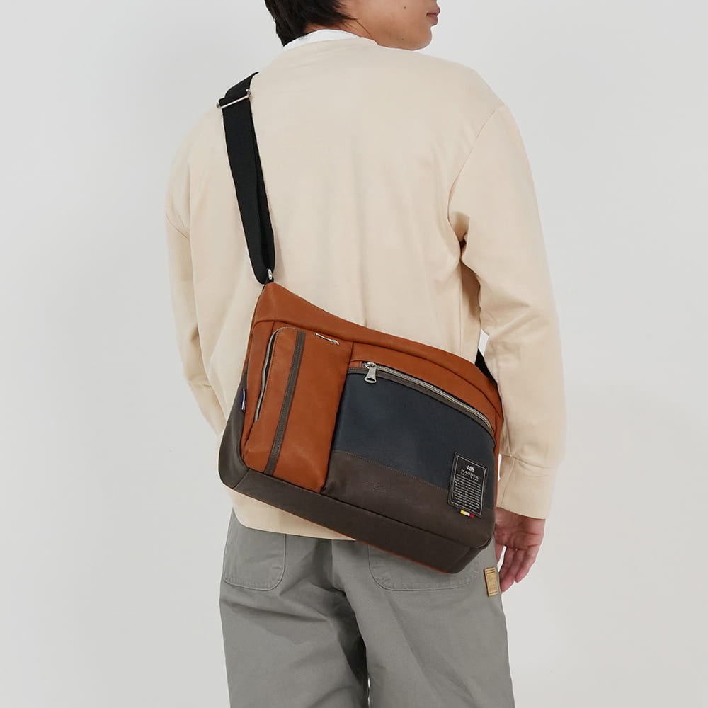 【MADDEN EQUIPMENT】<br>MAJESTY ショルダーバッグ TMPI19