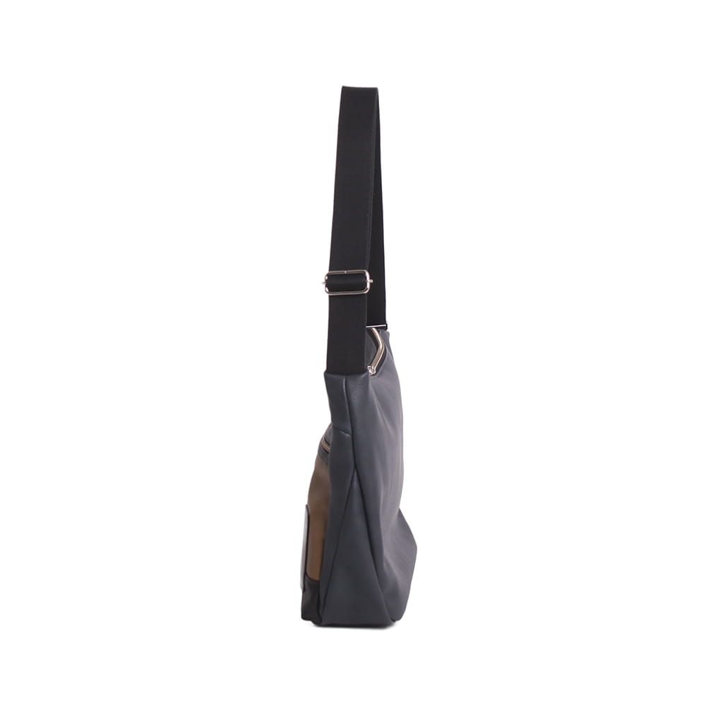 【MADDEN EQUIPMENT】<br>MAJESTY ショルダーバッグ TMPI19