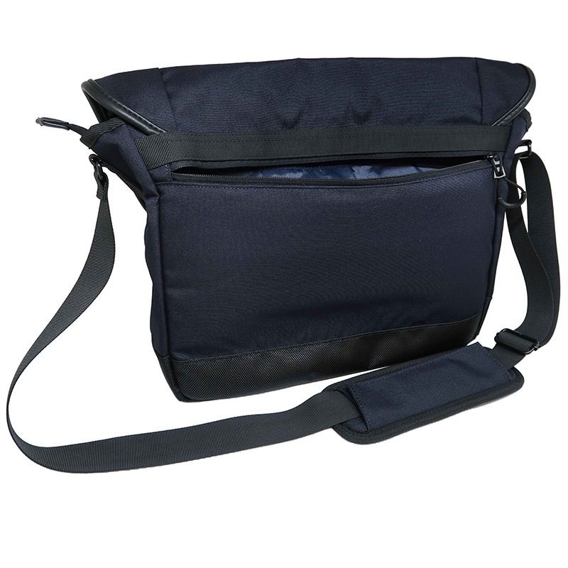 【AVIREX】フラップショルダーバッグAVX592