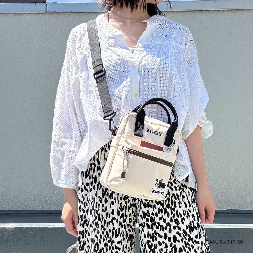 【アニメ『ジョジョの奇妙な冒険 スターダストクルセイダース』OUTDOOR PRODUCTS】 <br>イギーモチーフミニショルダー ODJO01