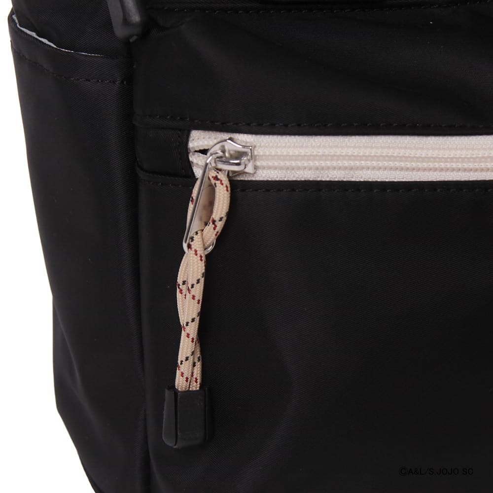 【アニメ『ジョジョの奇妙な冒険 スターダストクルセイダース』OUTDOOR PRODUCTS】 <br>イギーモチーフ2WAYショルダー ODJO02