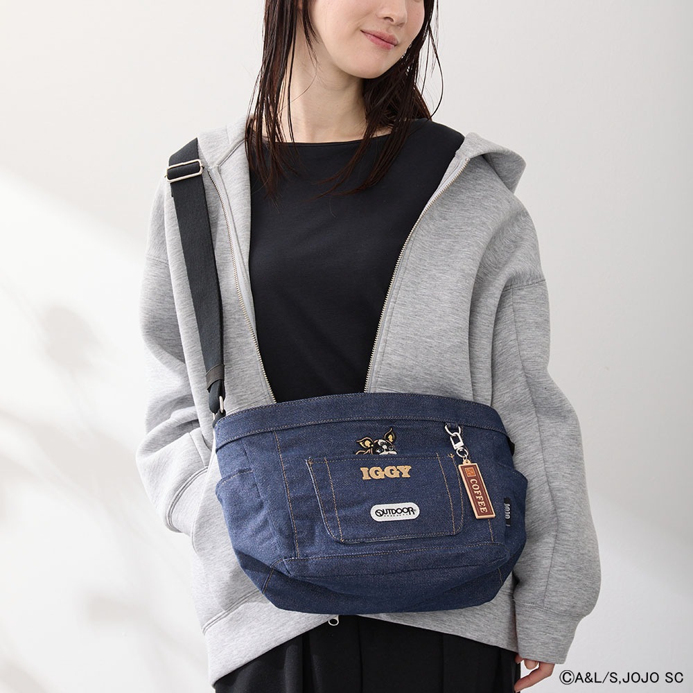 【アニメ『ジョジョの奇妙な冒険 スターダストクルセイダース』OUTDOOR PRODUCTS】 <br>イギーモチーフキャンバスショルダー ODJO11