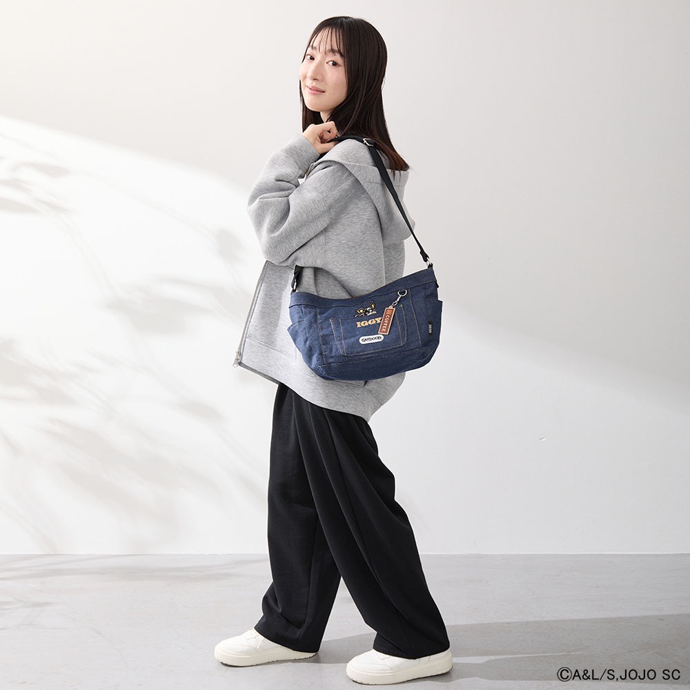 【アニメ『ジョジョの奇妙な冒険 スターダストクルセイダース』OUTDOOR PRODUCTS】 <br>イギーモチーフキャンバスショルダー ODJO11