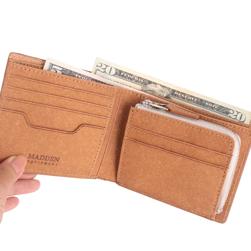 【MADDEN EQUIPMENT】<br>二つ折り財布 MEA104