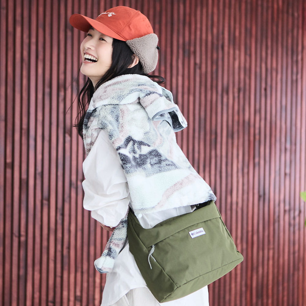 【Columbia】<br>Sunnyside Park LW ムーンショルダーバッグ PU7285