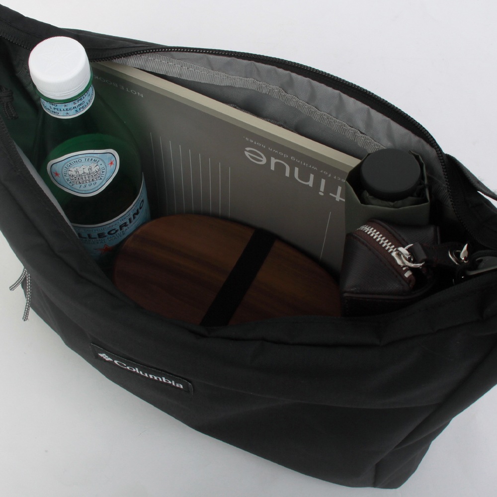 【Columbia】<br>Sunnyside Park LW ムーンショルダーバッグ PU7285