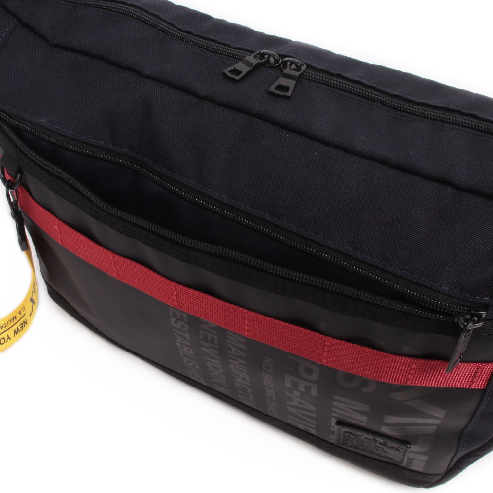 【AVIREX】ショルダーバッグ　AVX602