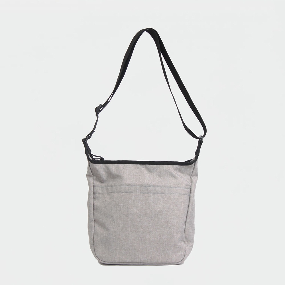 【Columbia】<br>Doody Garden 縦型ショルダーバッグ PU7290