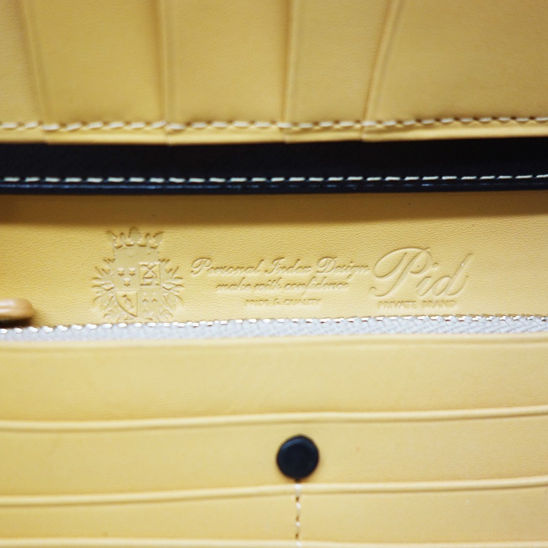 【PID】　２つ折りウォレット　25287n