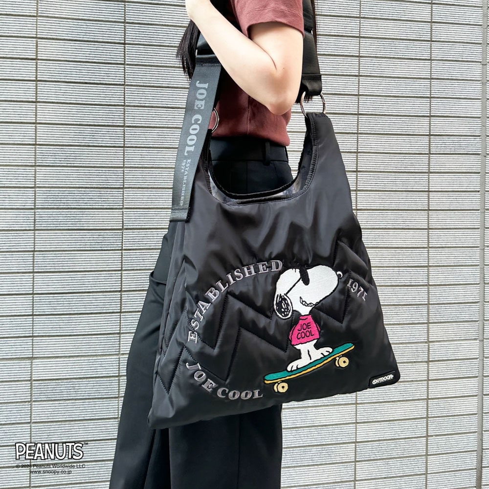 【OUTDOOR PRODUCTS】<br>PEANUTSコレクション スヌーピー 2Wayショルダー ODB021