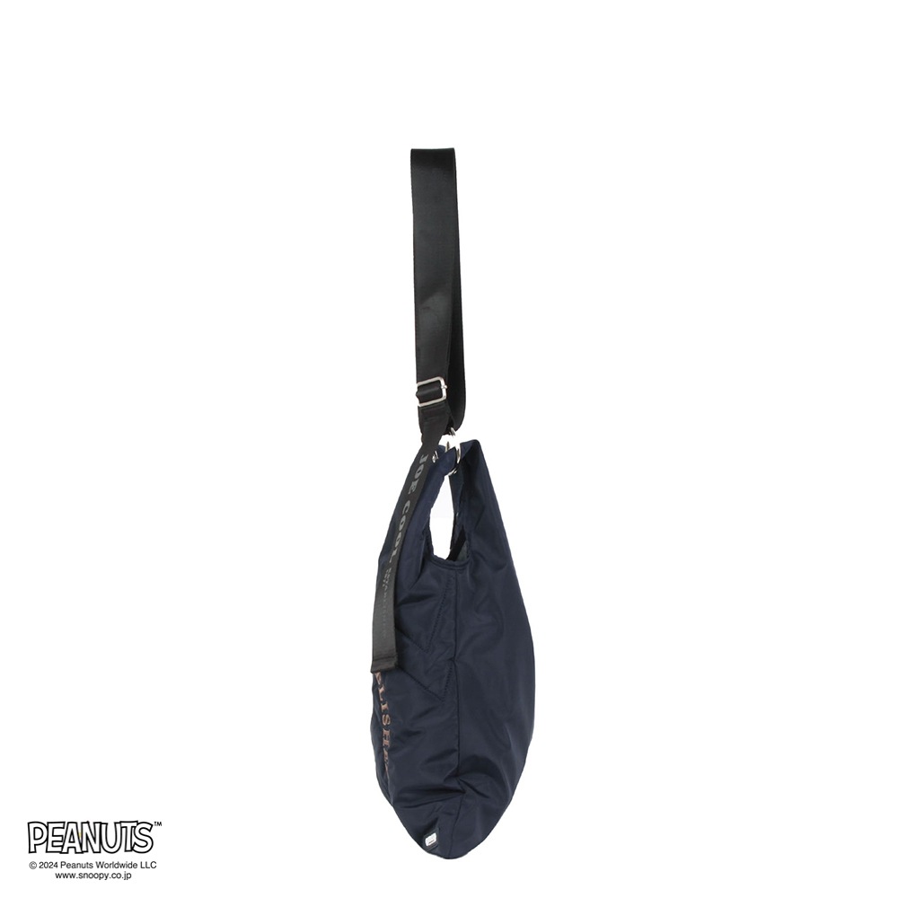 【OUTDOOR PRODUCTS】<br>PEANUTSコレクション スヌーピー 2Wayショルダー ODB021