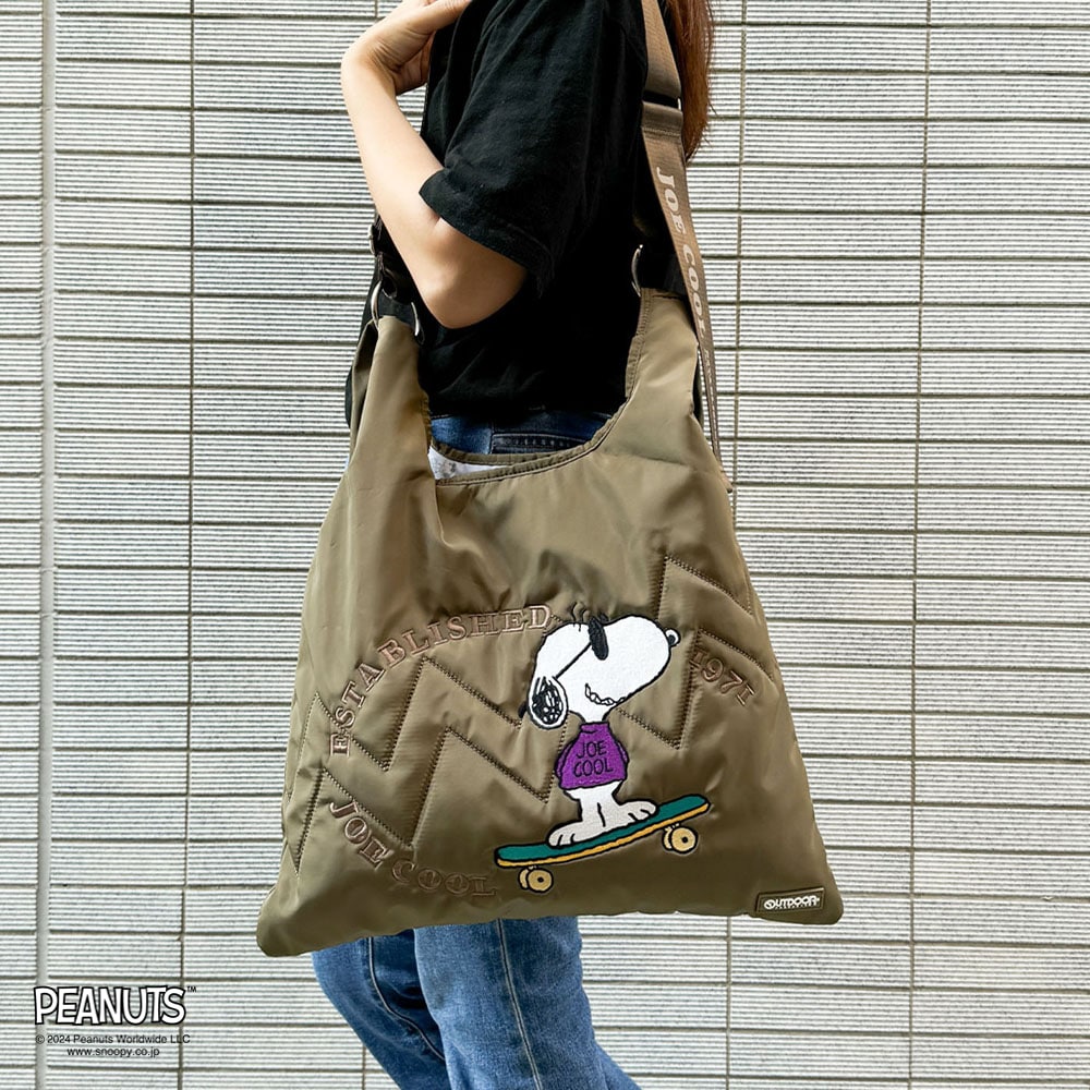 【OUTDOOR PRODUCTS】<br>PEANUTSコレクション スヌーピー 2Wayショルダー ODB021