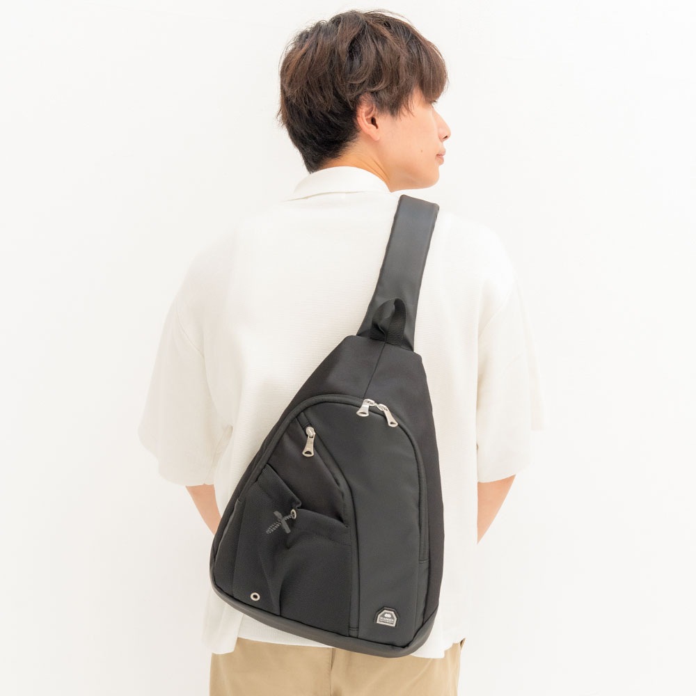 【MADDEN EQUIPMENT】<br>ELBERT スリングバッグ EQPK05