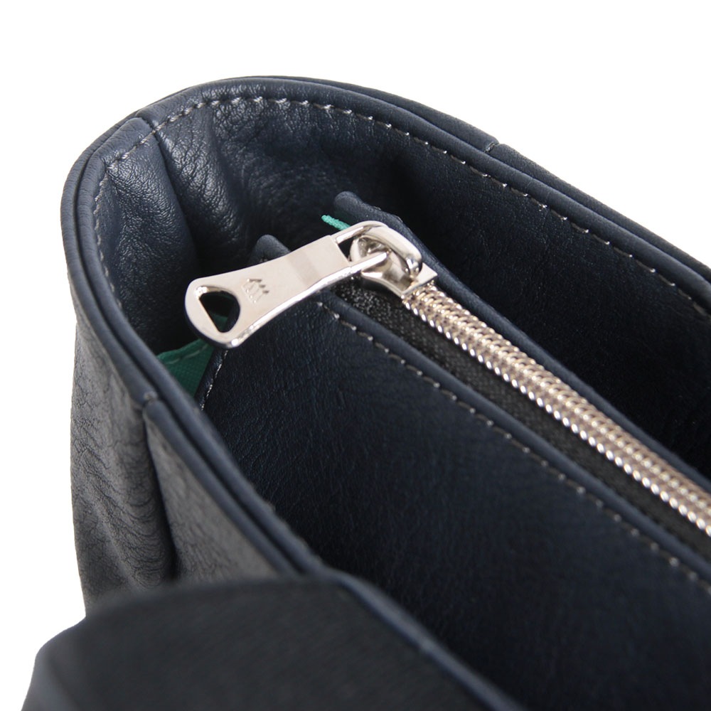 【MADDEN EQUIPMENT】<br>MAJESTY ドライビングミニトート TMPI13