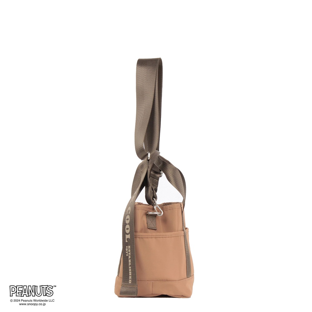 【OUTDOOR PRODUCTS】<br>PEANUTSコレクション スヌーピー 2WAYトート ODB024