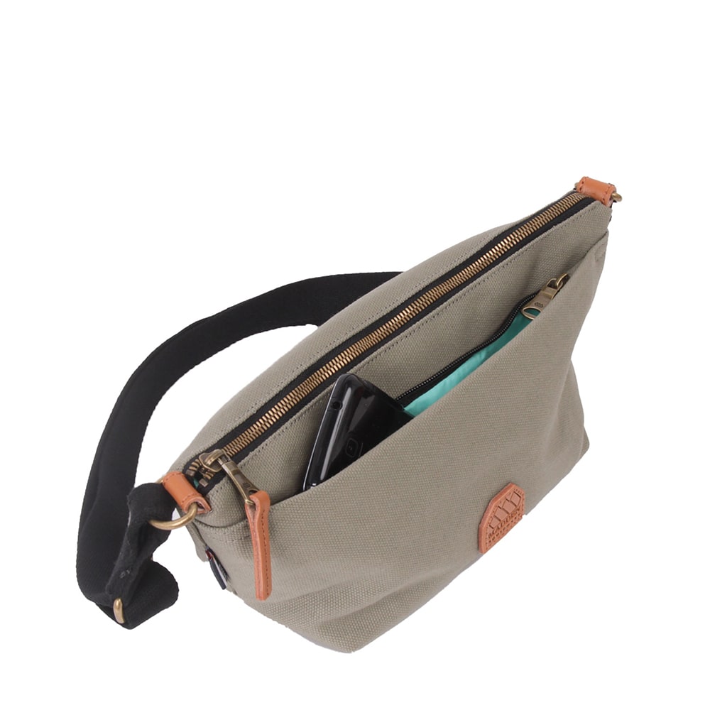 【MADDEN EQUIPMENT】<br>クロスボディバッグ EQHY03