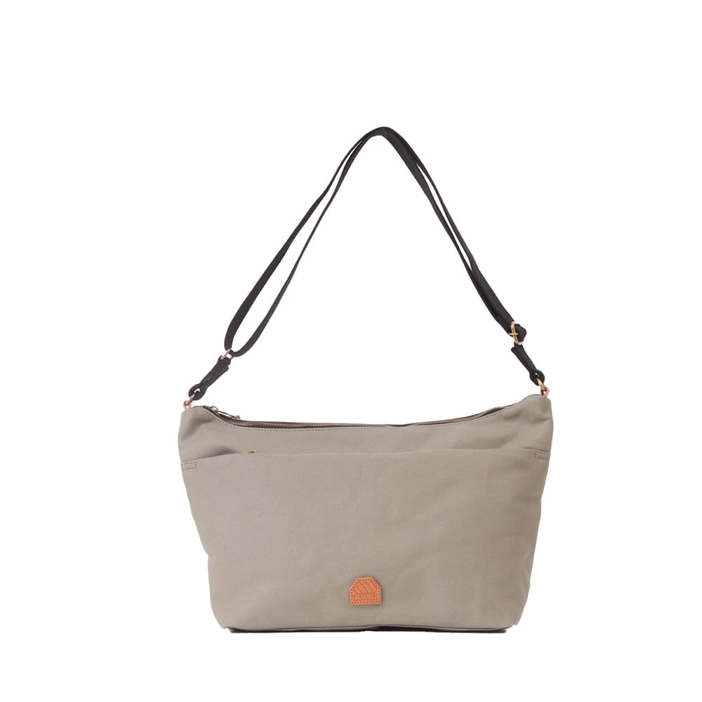 【MADDEN EQUIPMENT】<br>横型ショルダーバッグ EQHY05