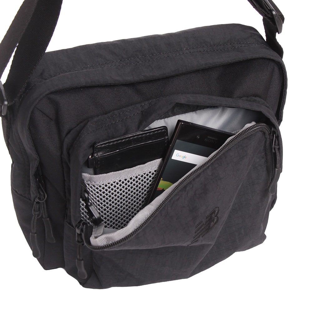 【NewBalance】<br>SQUARE SHOULDER　AC63548