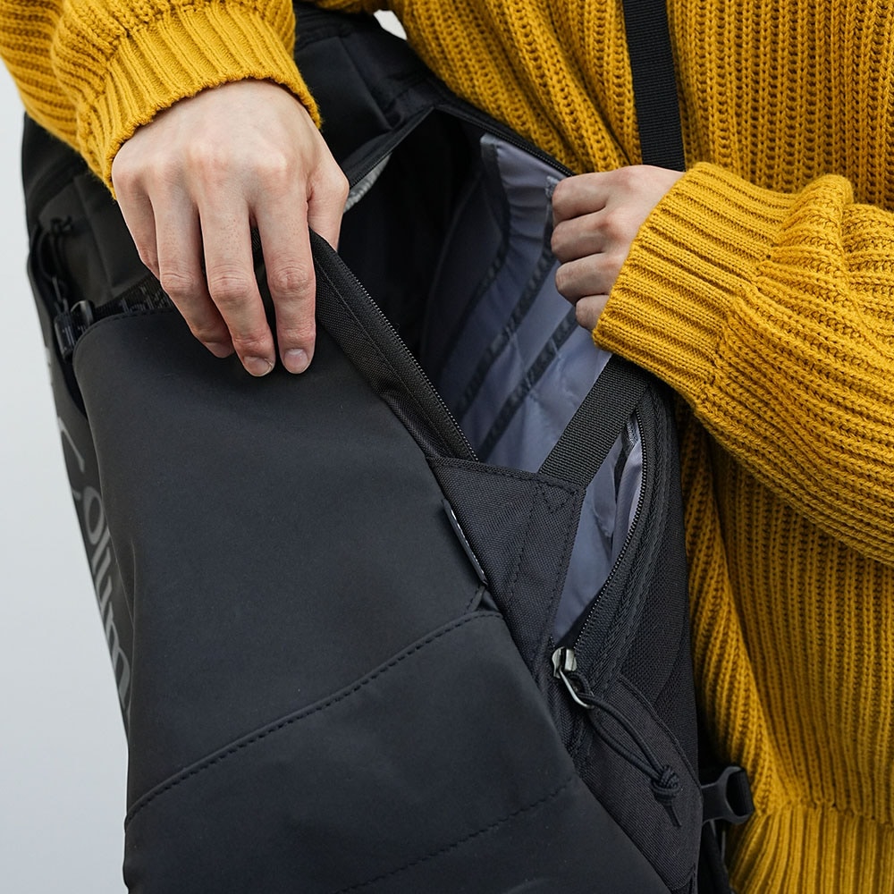 【Columbia】<br>ボックスリュック 35L PU8777