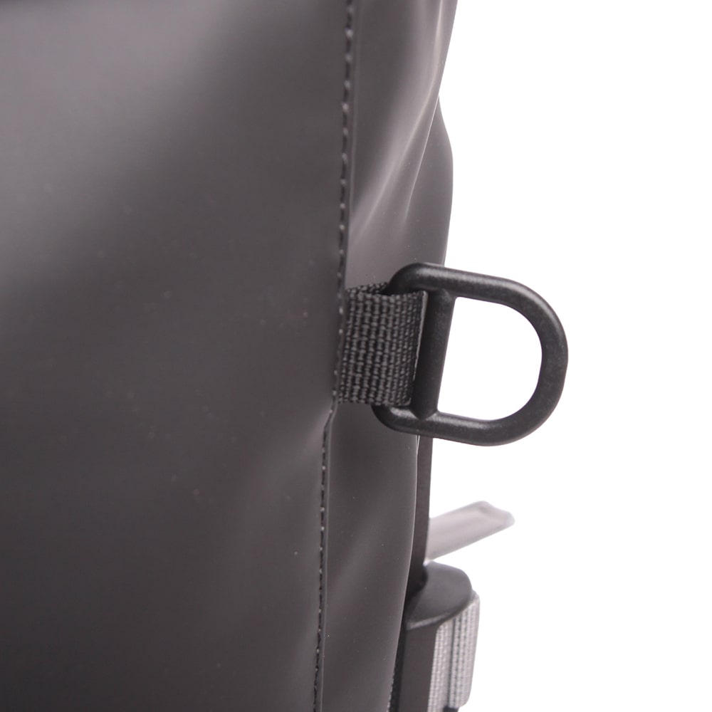 【NewBalance】<br>グラデーションロゴ撥水ボックスリュック 32L　AC9667M