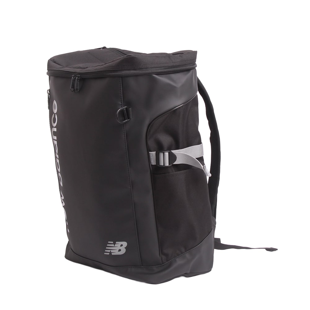 【NewBalance】<br>グラデーションロゴ撥水ボックスリュック 32L　AC9667M