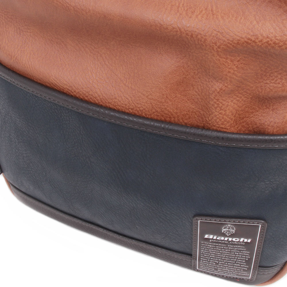【Bianchi】フェイクレザー クラッチショルダー TBPI31