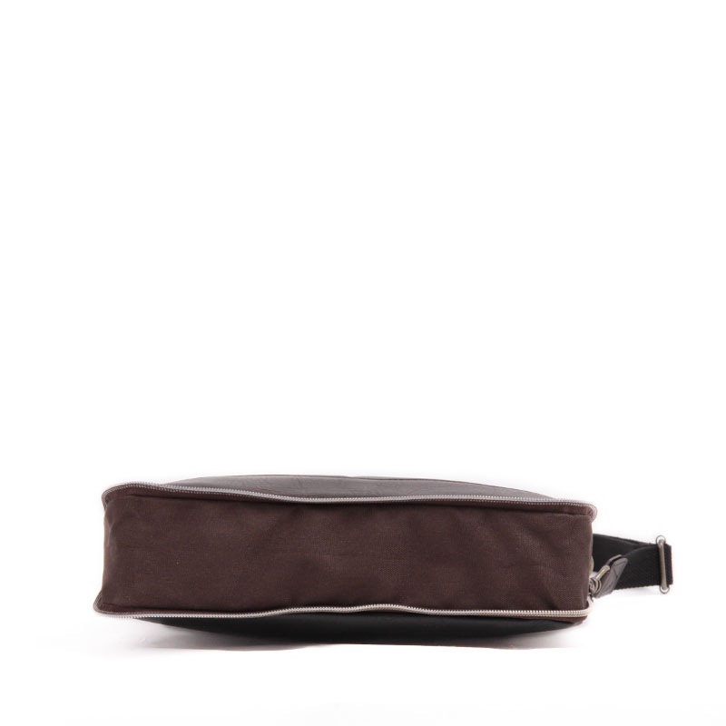 【AVIREX】　ヴィンテージ風サコッシュショルダーバッグ　AX2030