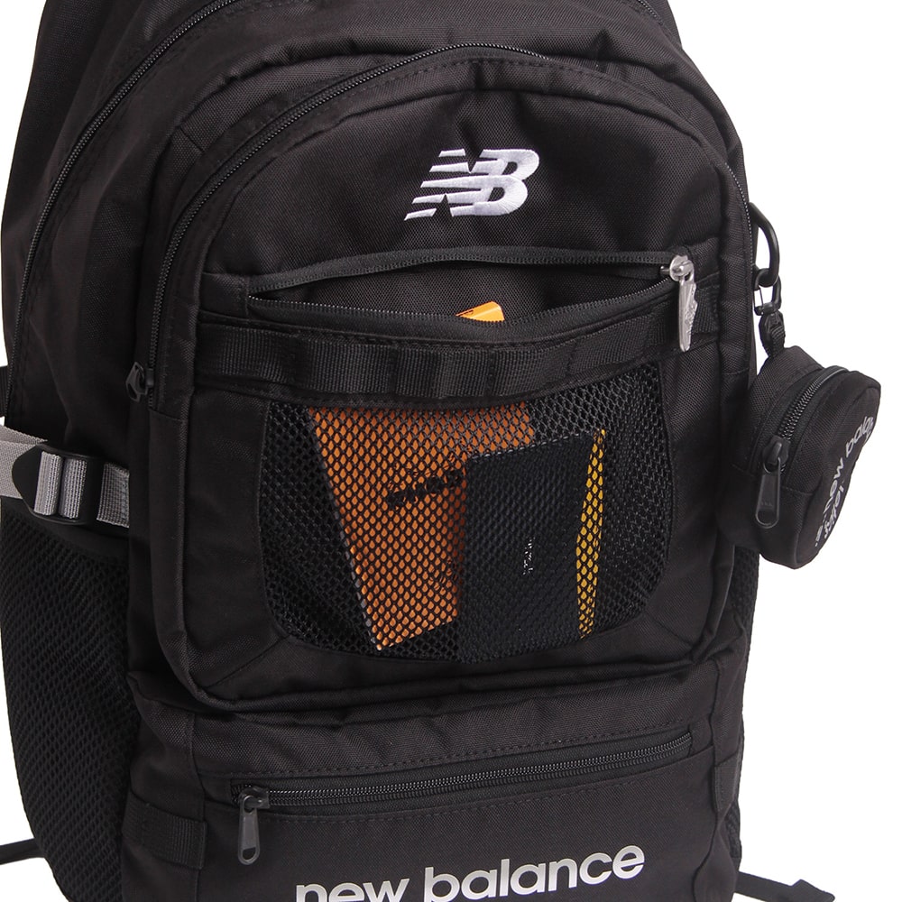 【NewBalance】<br>グラデーションロゴDAY PACK 32L　AC13490