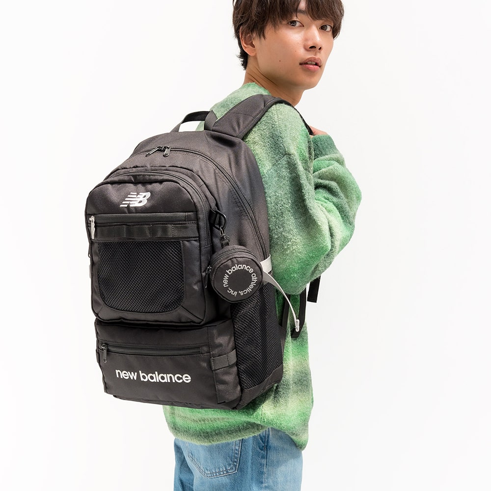 【NewBalance】<br>グラデーションロゴDAY PACK 32L　AC13490