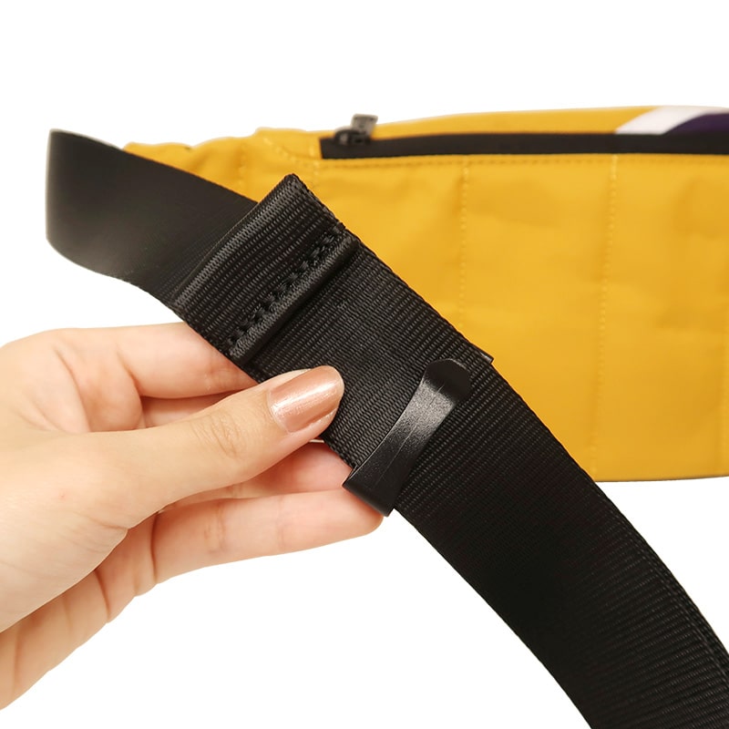 【AVIREX】ボディバッグ　AX2003