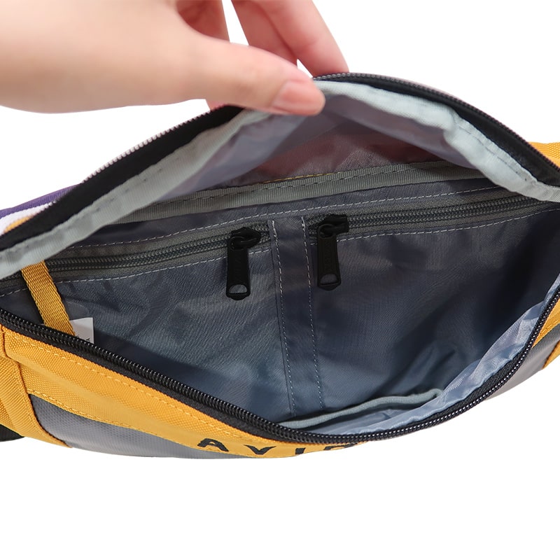 【AVIREX】ボディバッグ　AX2003