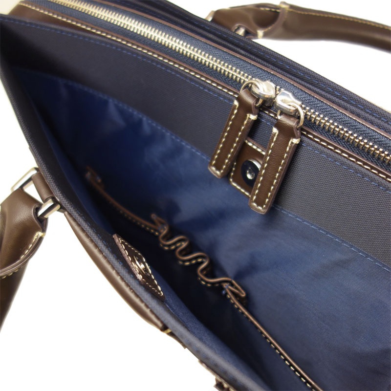 【PID】　ビジネスバッグ　25642