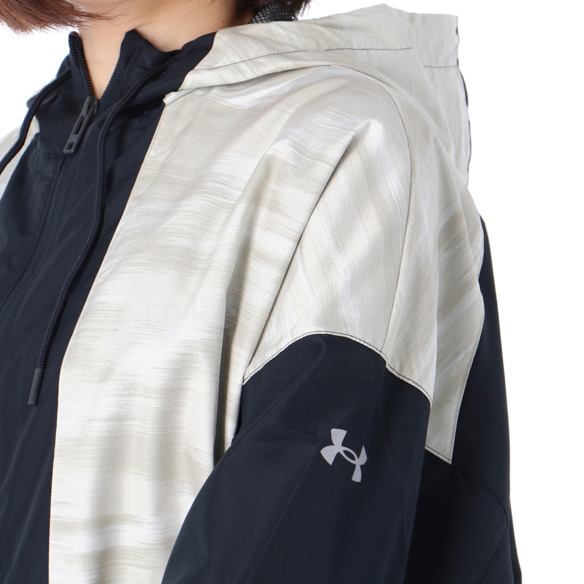 【防風爆暖】UNDER ARMOUR フード付きジャケットとパンツセット上M下L 防風爆暖】UNDER ARMOUR フード付きジャケットとパンツセット上M