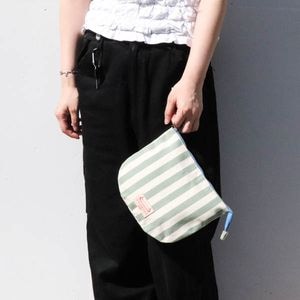 NEW��AG023�ۥ饦��ɥݡ��� �顼��(���˥� ������� ���ޥ��/CANISSE Ecru Amande)