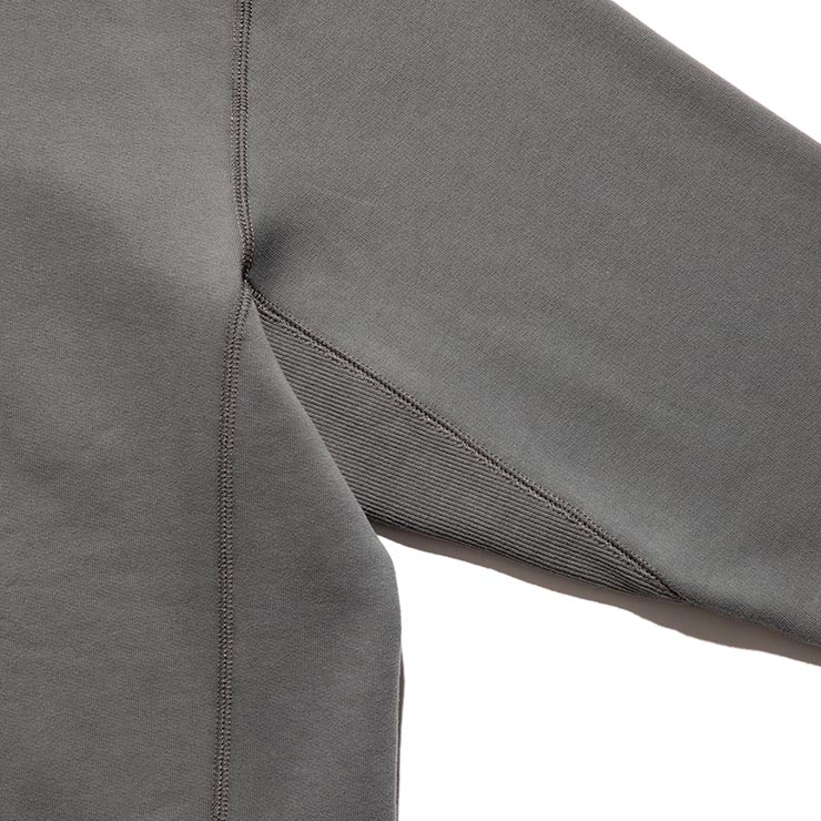 ������̵���ۥ������åȥȥ졼�ʡ� ���롼�ͥå� THE ROARK REVIVAL ����������Х��Х� MEDIEVAL LOGO CREW SWEAT RSWJ972 GRY ��������Ź������