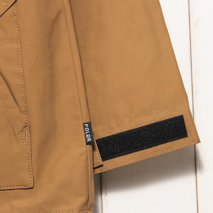 ������̵���ۥޥ���ƥ󥸥㥱�å� POLeR �ݡ��顼 60/40 WIDE MTN PARKA 243MCV0026 BEG ��������Ź������