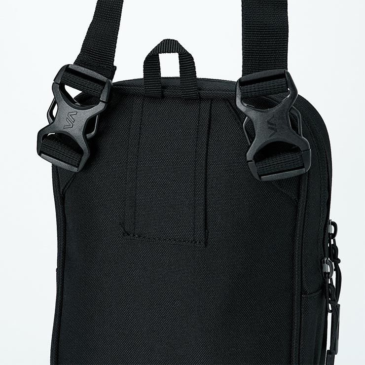 RVCA �롼�� ��� ���������Хå� �ݡ��� �ߥ˥Хå� �Ф᤬�� ����ѥ��� UTILITY POUCH BG041983 BLK 26SP ��������Ź������