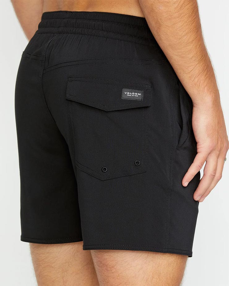 �ܡ��ɥ��硼�� �����եѥ�� �ϥ��֥�åɥ��硼�� VOLCOM �ܥ륳�� LIDO SOLID TRUNK 16 A2512503 BLACK ��������Ź������