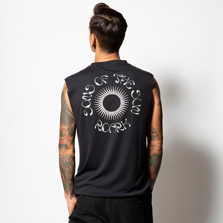 ������̵���ۥ��åȥ���T����� ®���Ǻ� THE ROARK REVIVAL ����������Х��Х� SONS OF THE SUN Dri-Release CUT OFF TEE RTJDR1124-BLK 25SU ��������Ź������